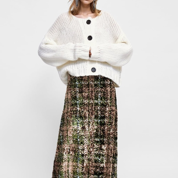 Zara Sweaters - Zara Oversized White Chunky Cardigan M NWT